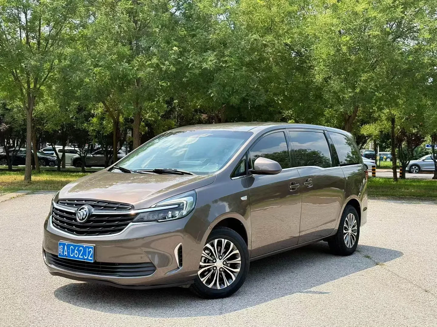 Buick GL8