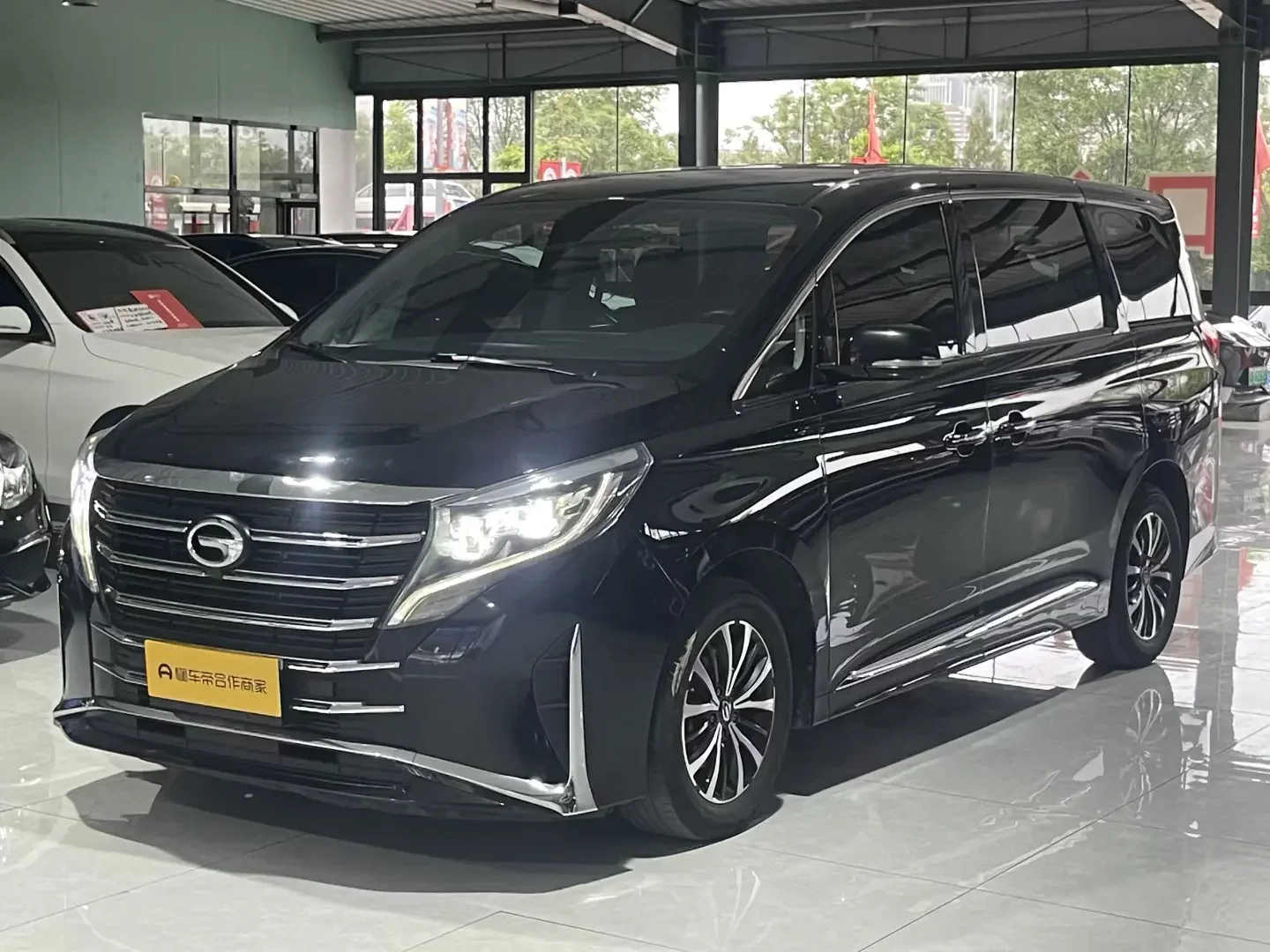 GAC Trumpchi M8