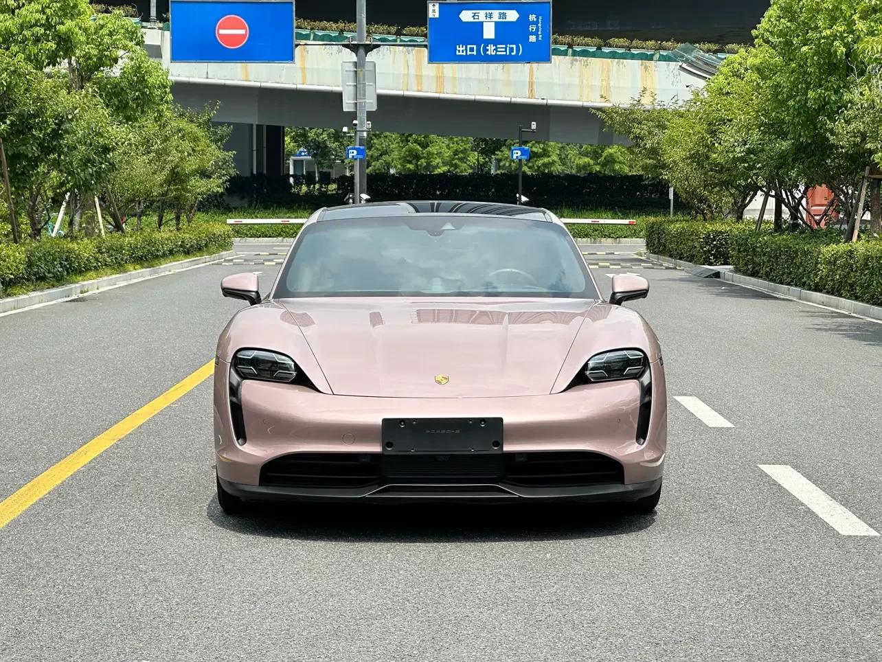 Porsche Taycan