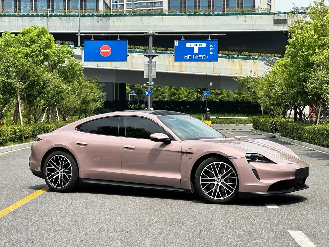 Porsche Taycan