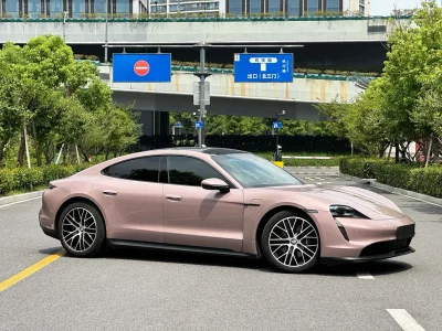 Porsche Taycan