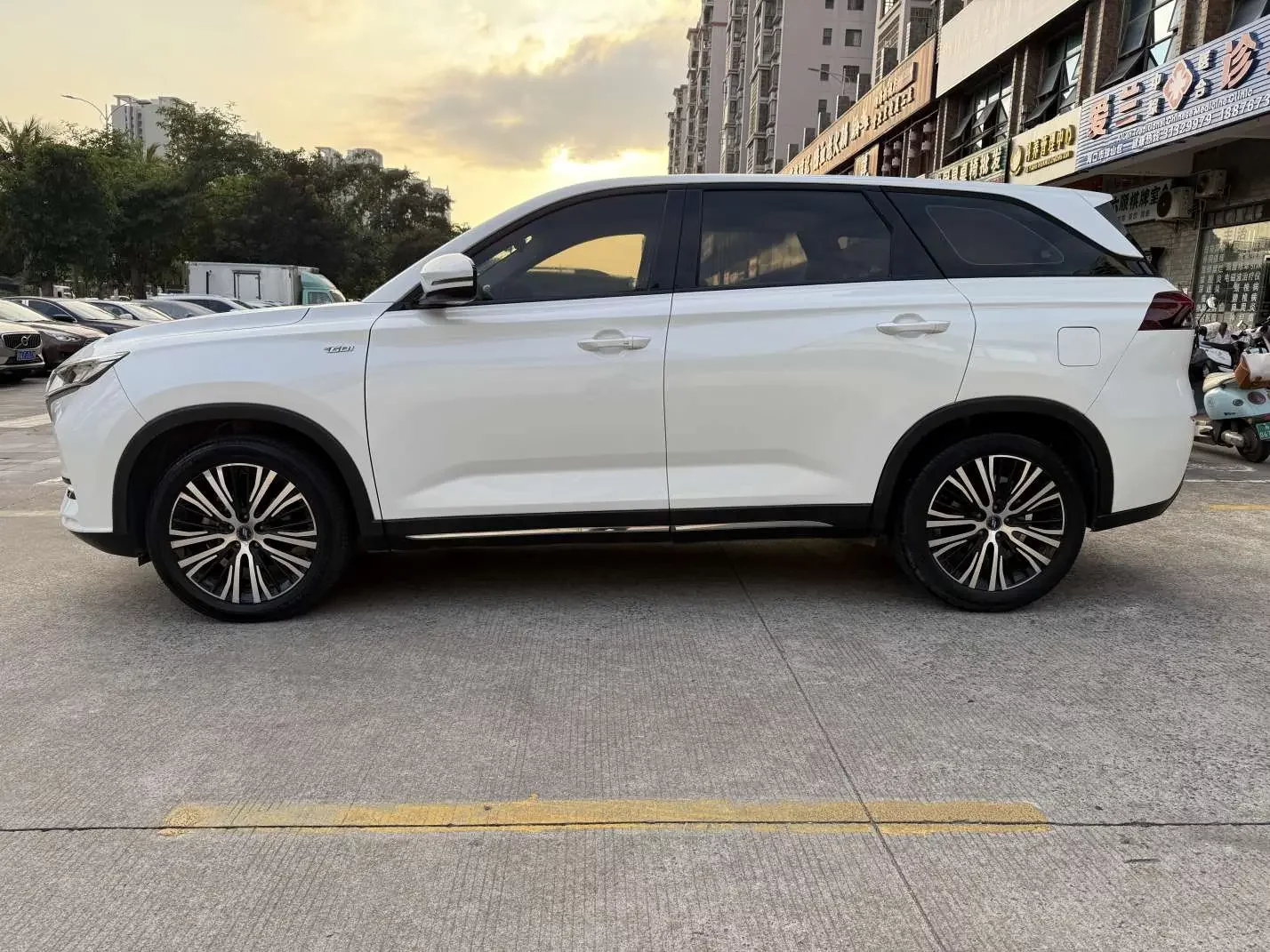 Oshan Changan Auchan X7