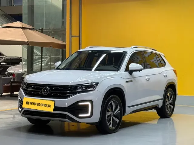 Volkswagen Tayron GTE  из Китая