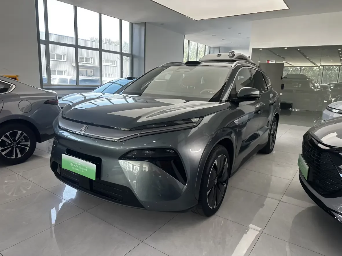 BYD Tang L DM