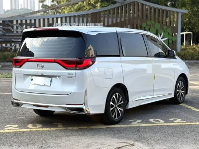 GAC Trumpchi M8
