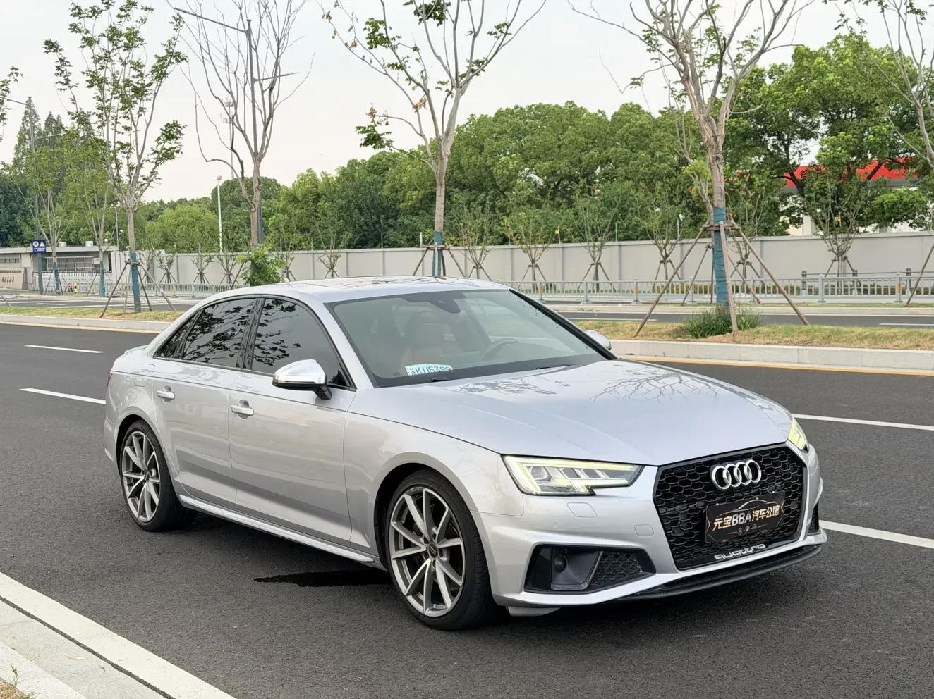 Audi S4