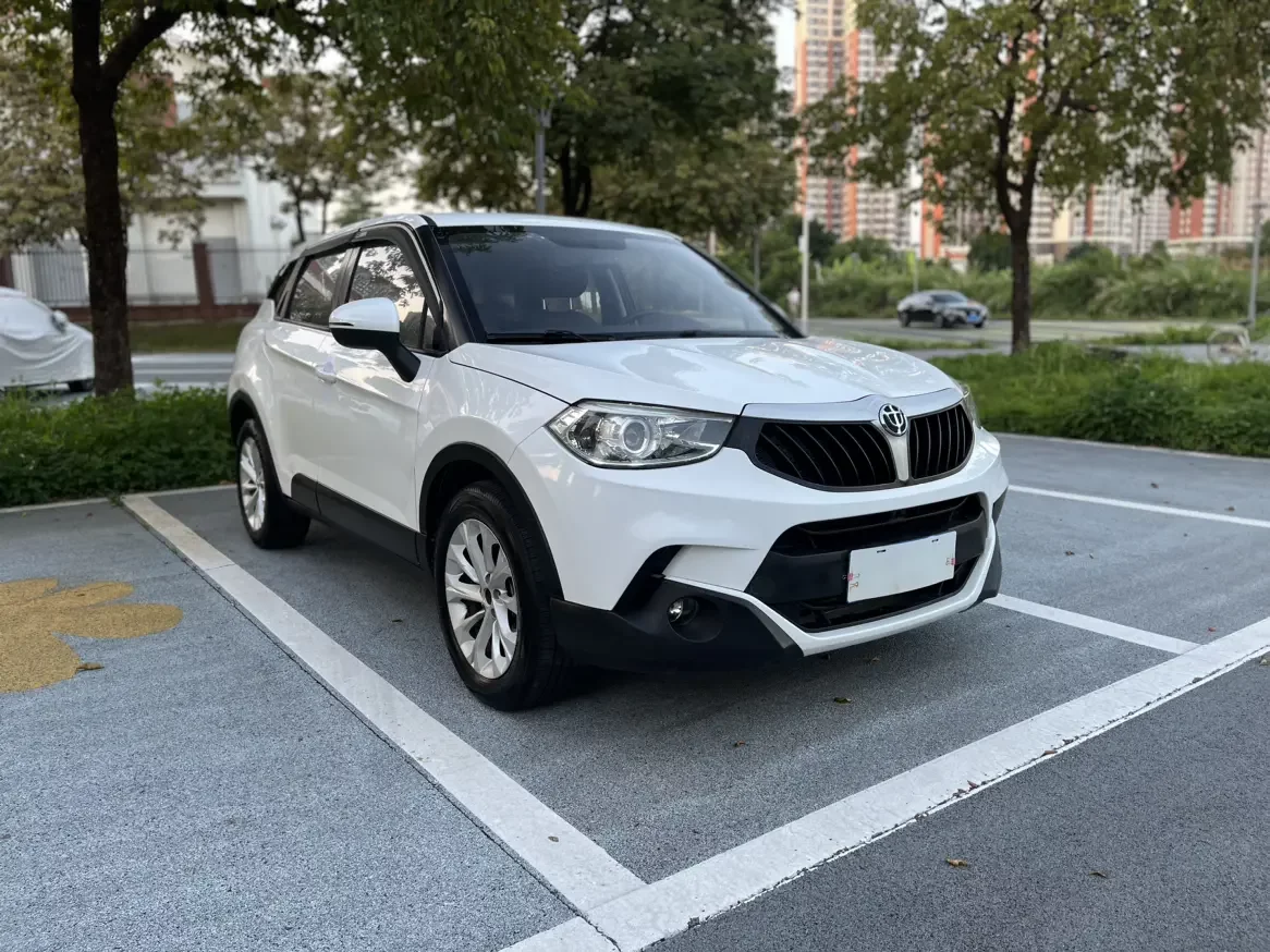 Brilliance China V3