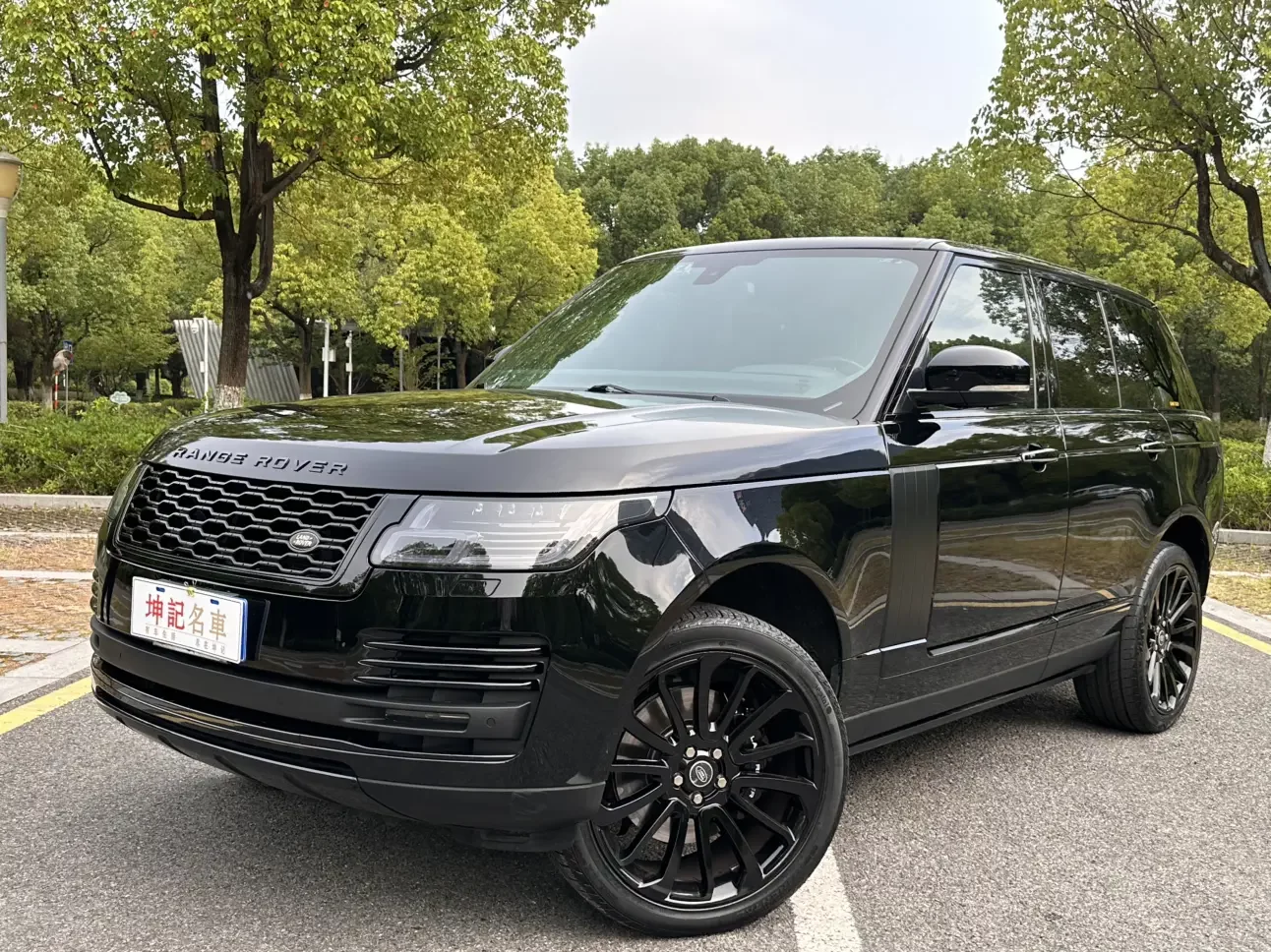 Land Rover range rover