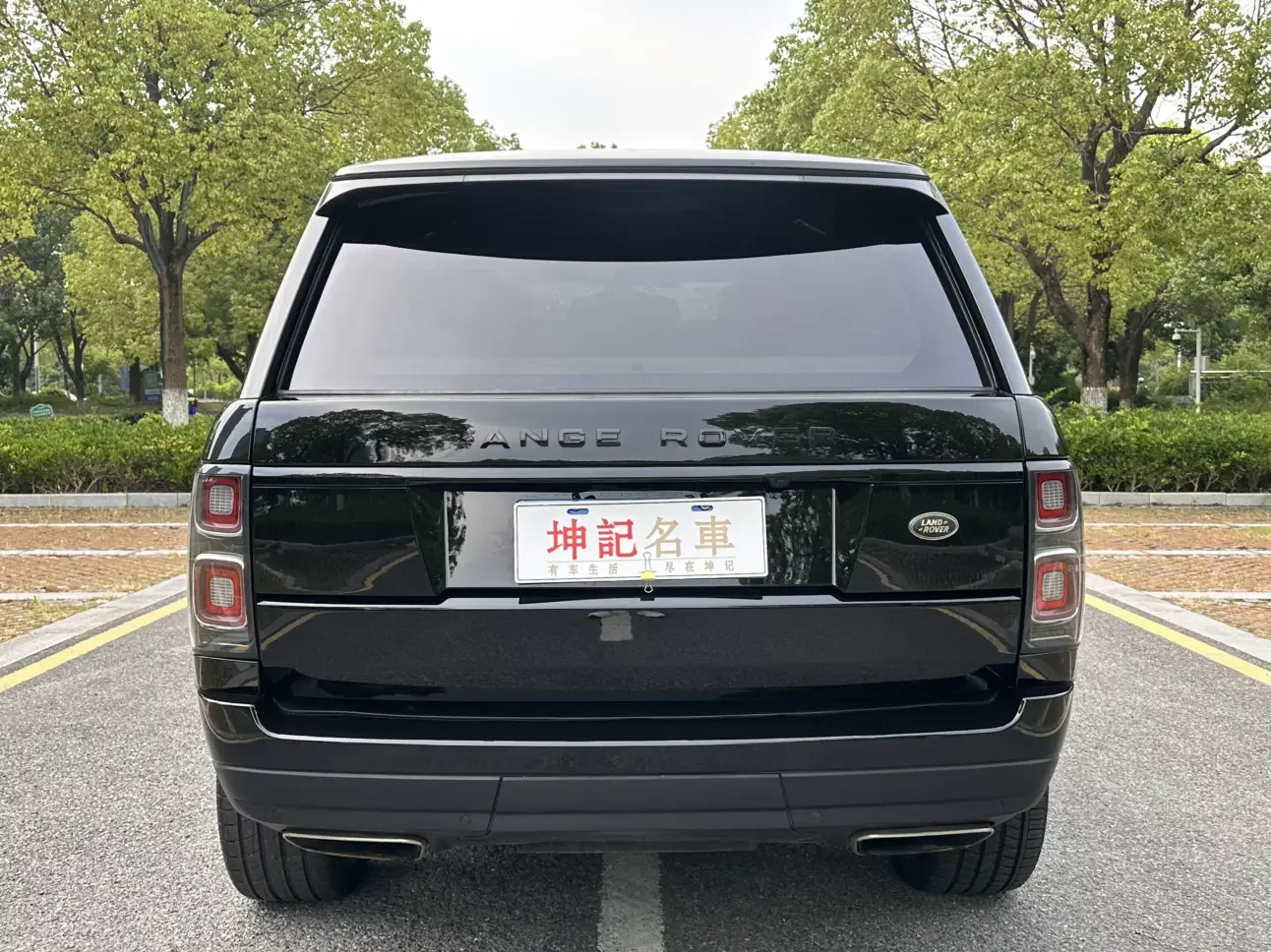 Land Rover range rover