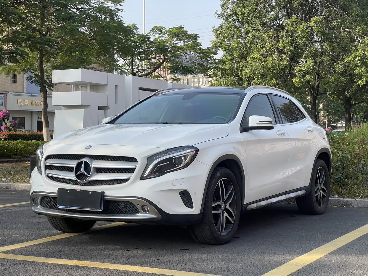 Mercedes-Benz GLA