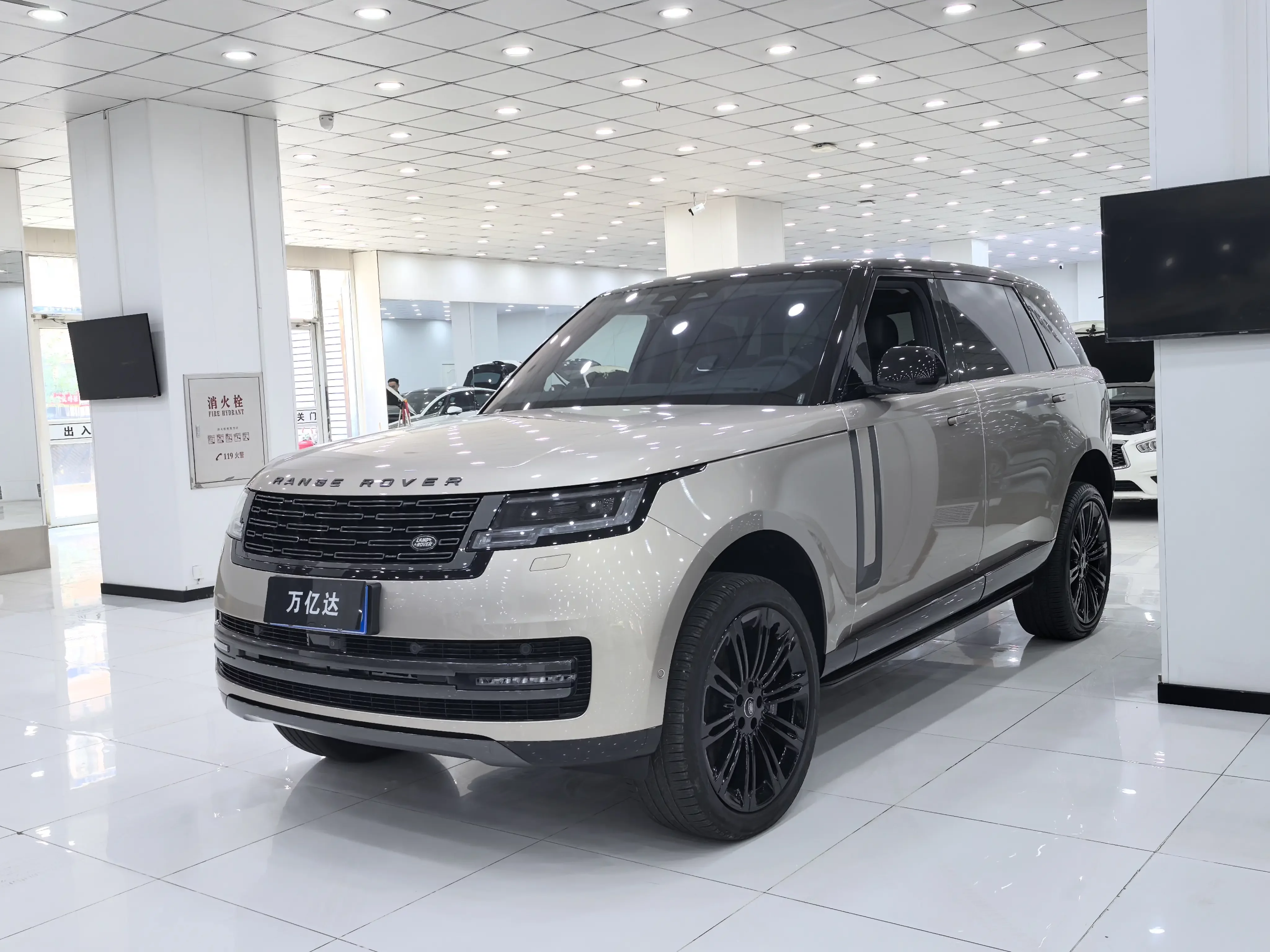 Land Rover range rover