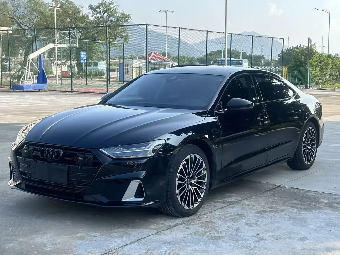 Audi A7L