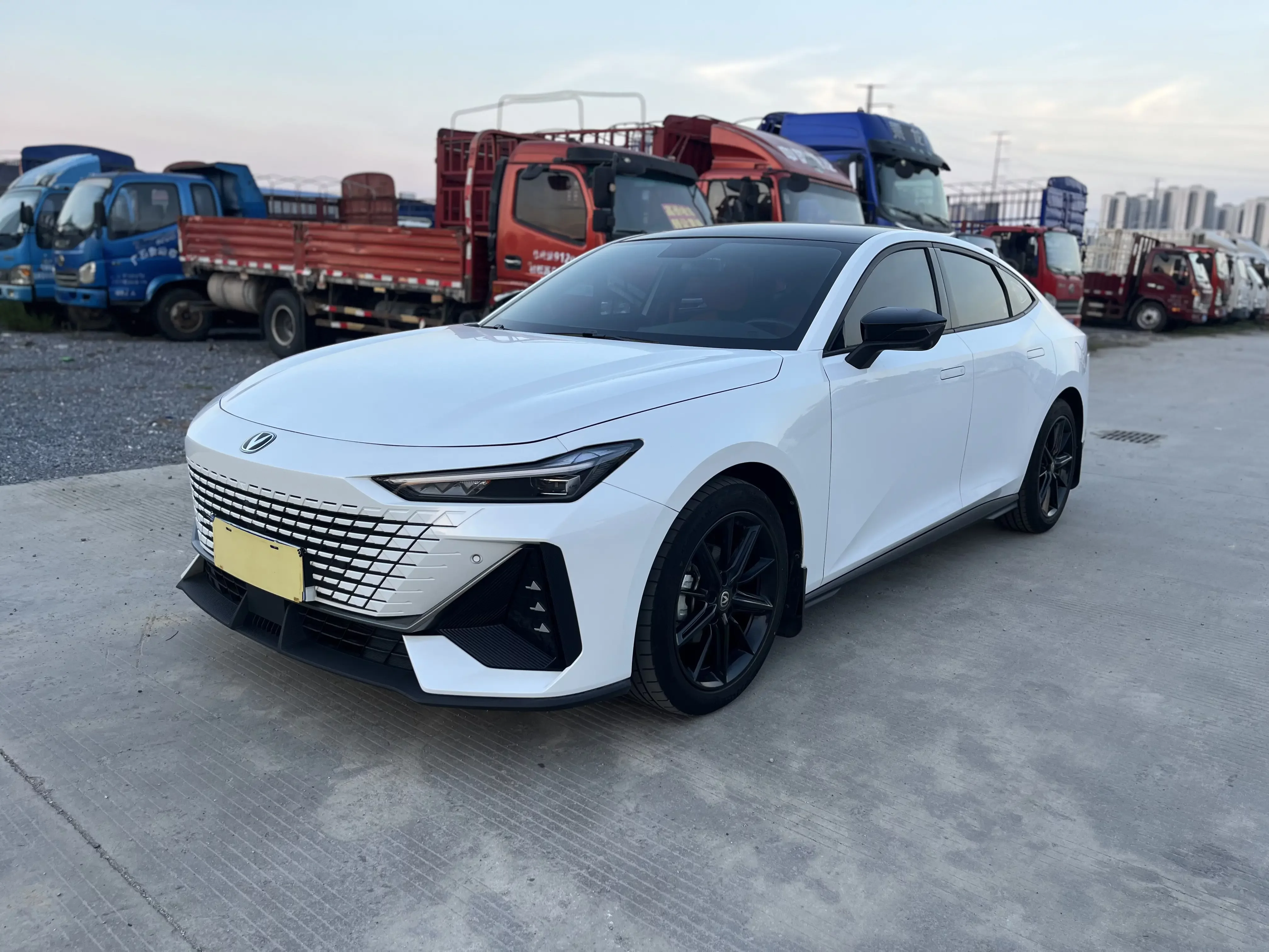 Changan UNI-V