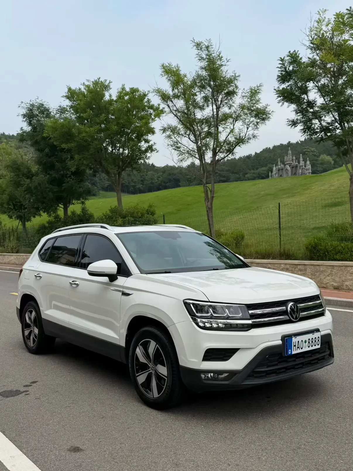 Volkswagen Tharu
