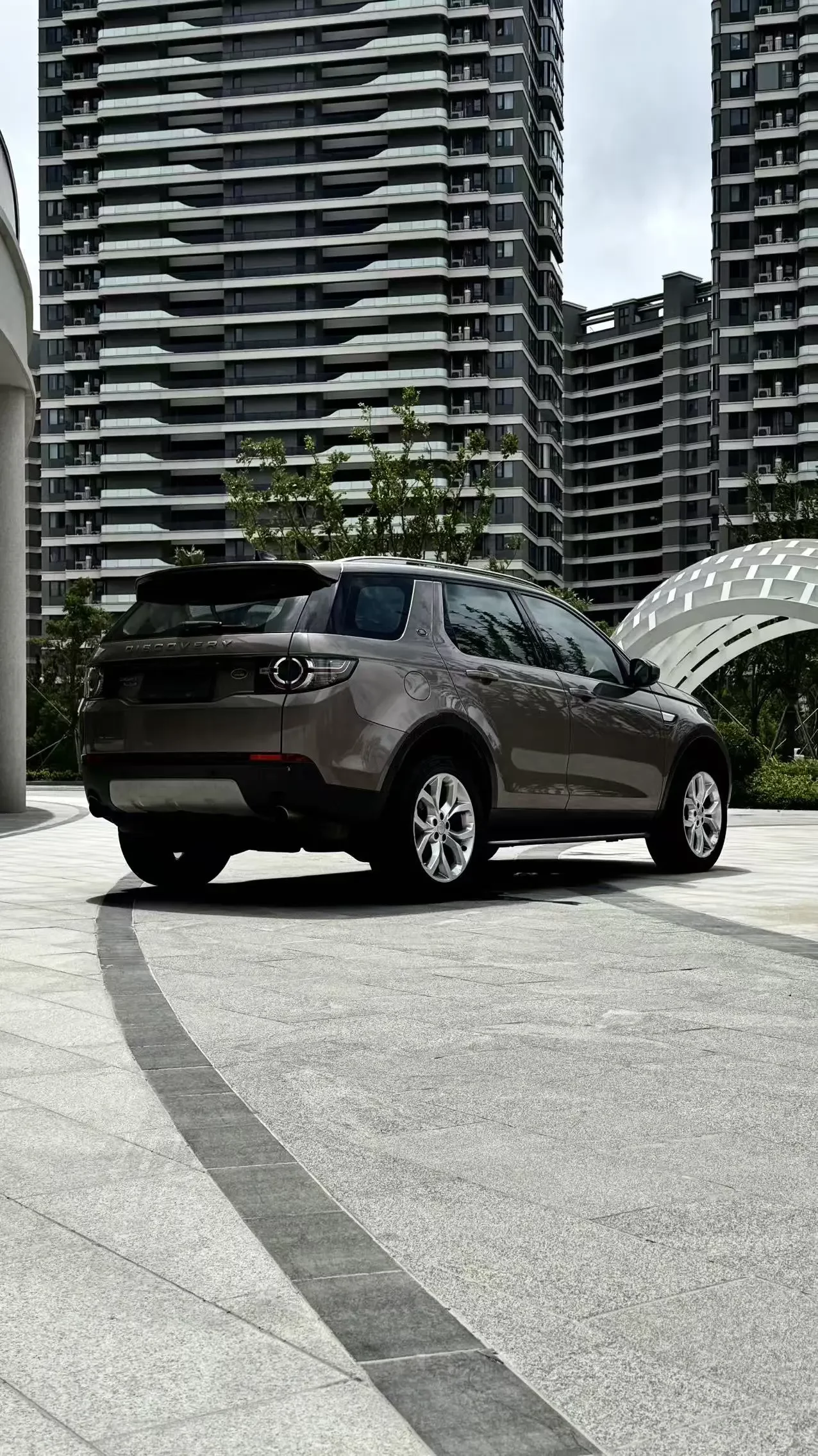 Land Rover Discover the magic