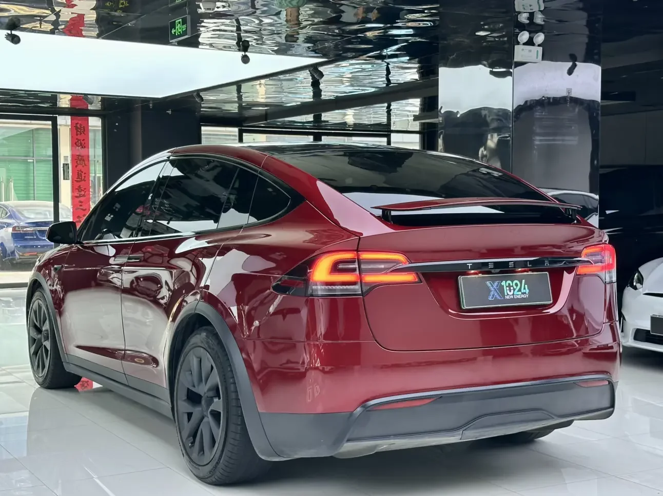 Tesla Model X