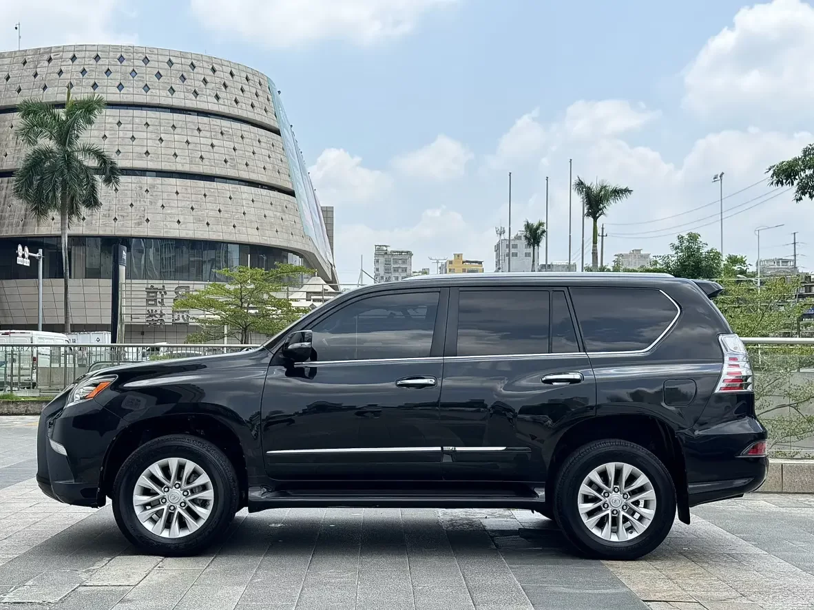 Lexus GX