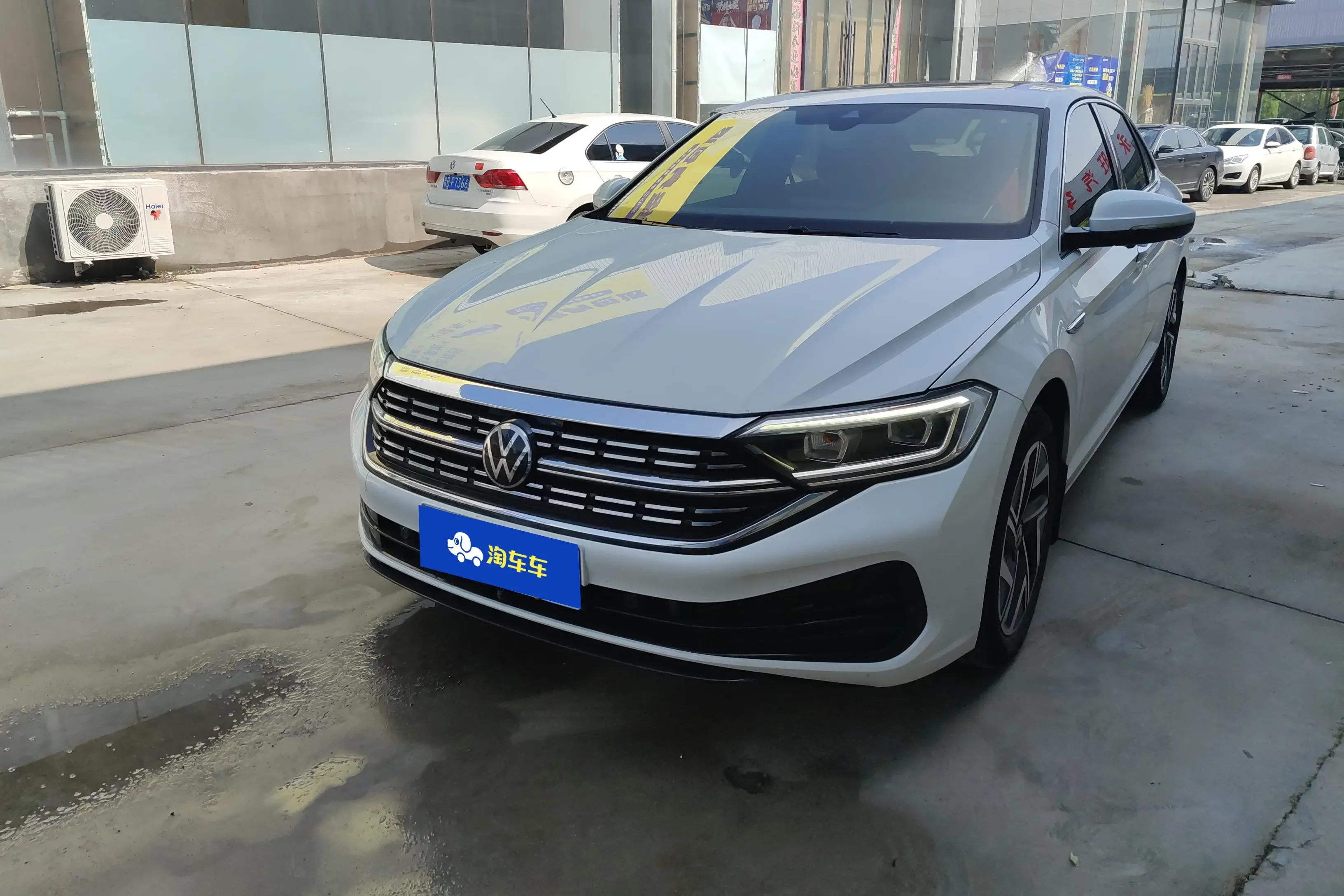 Volkswagen Sagitar