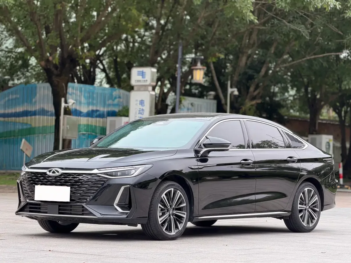 Chery Arrizo 8