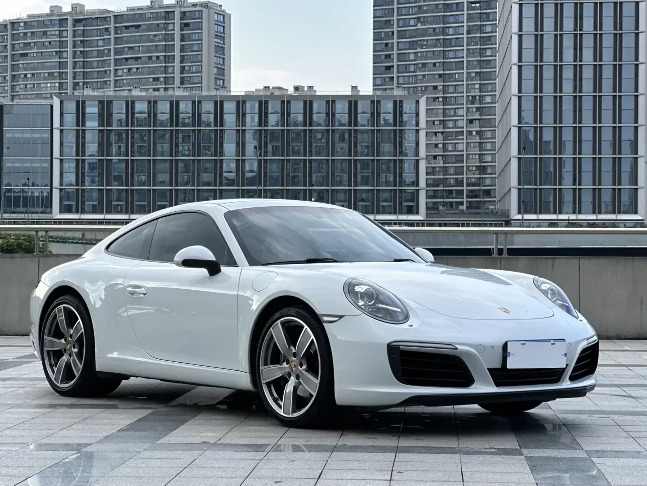 Porsche 911