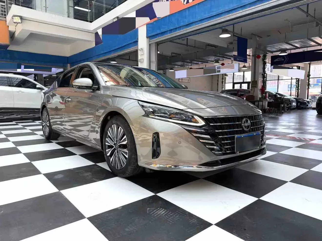 Nissan Altima