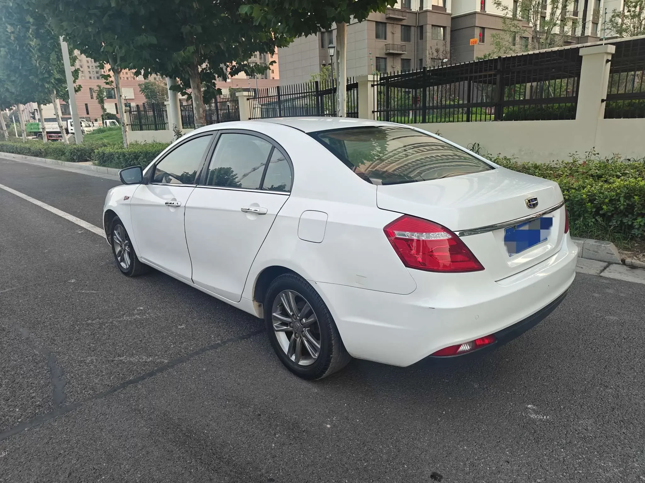Geely Emgrand