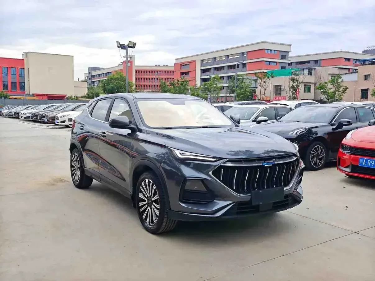 Oshan Changan Auchan X5