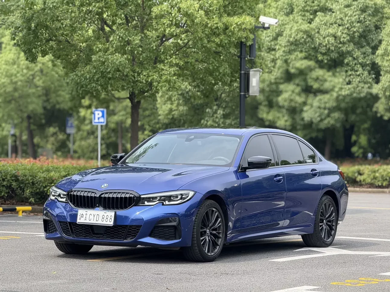 BMW 3-SERIES