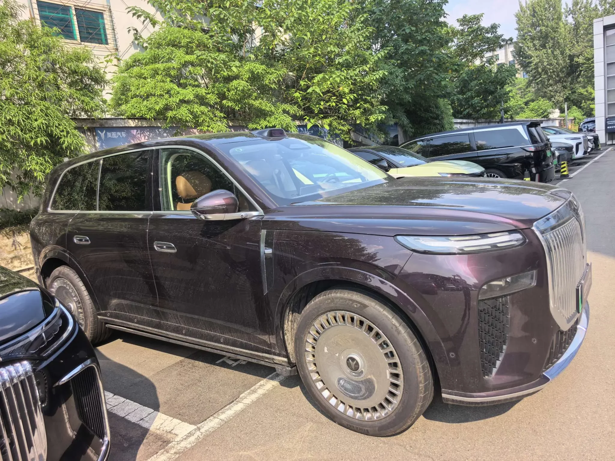 Voyah Tai Shan PHEV