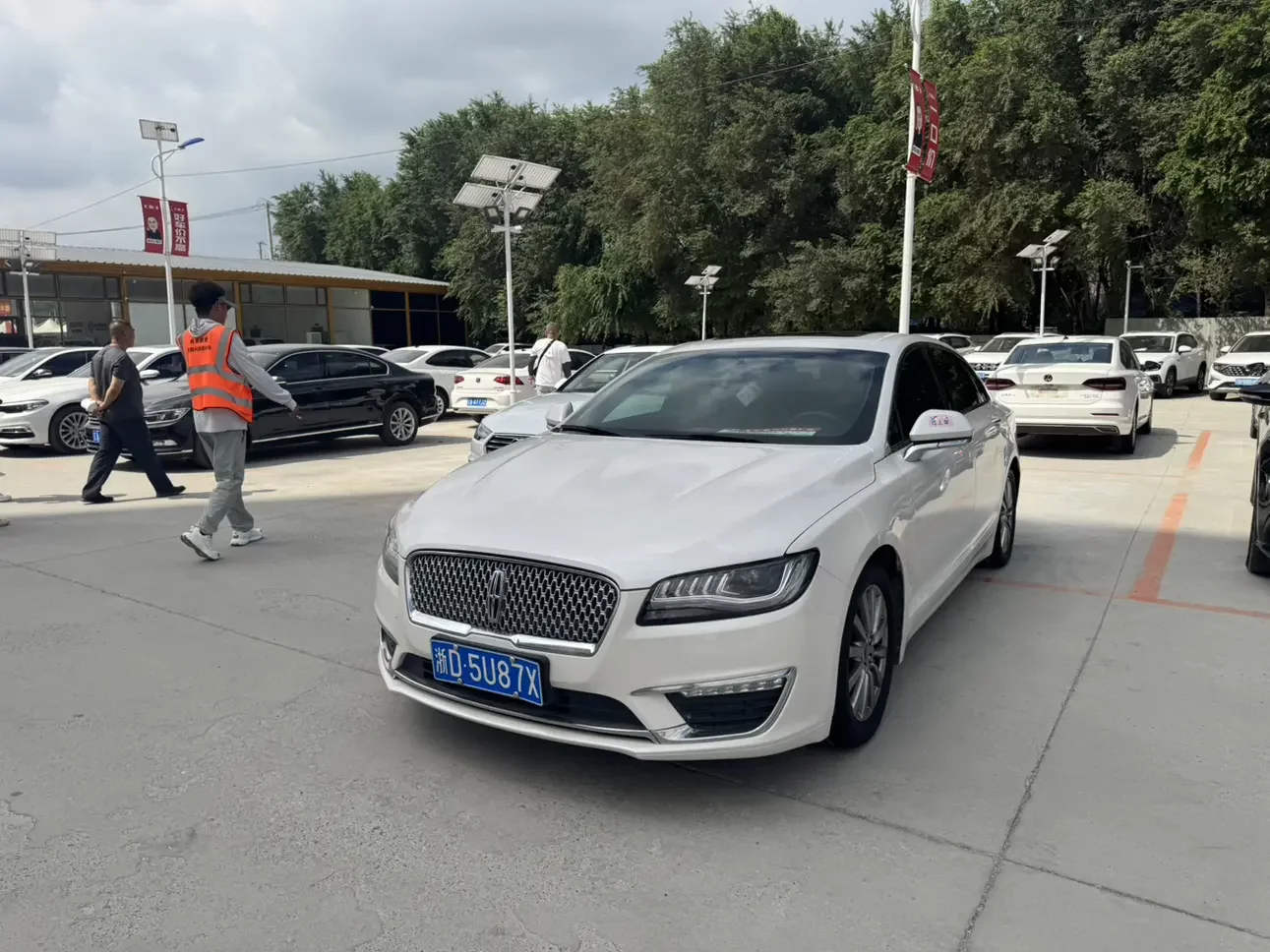 Lincoln MKZ