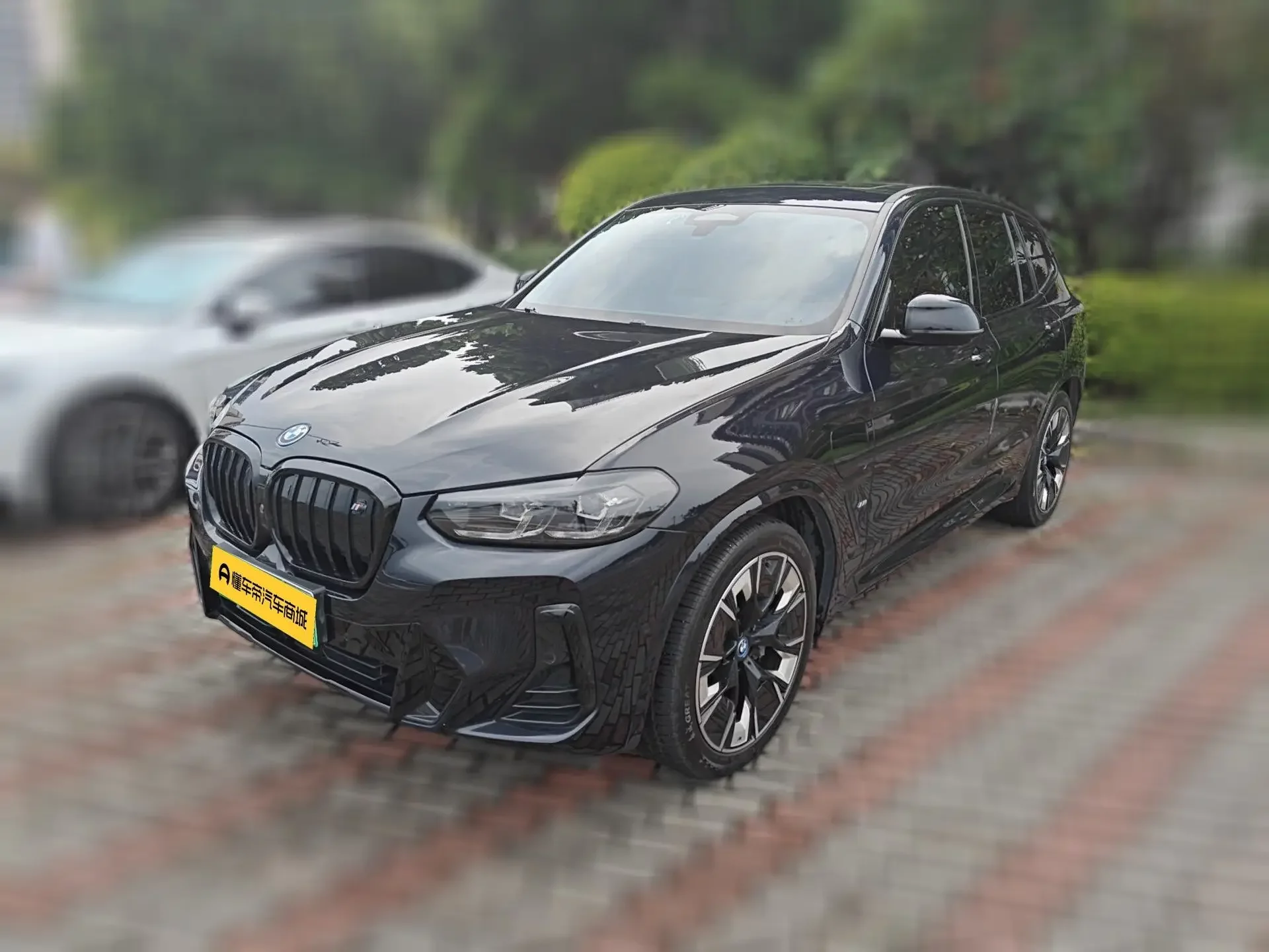 BMW iX3