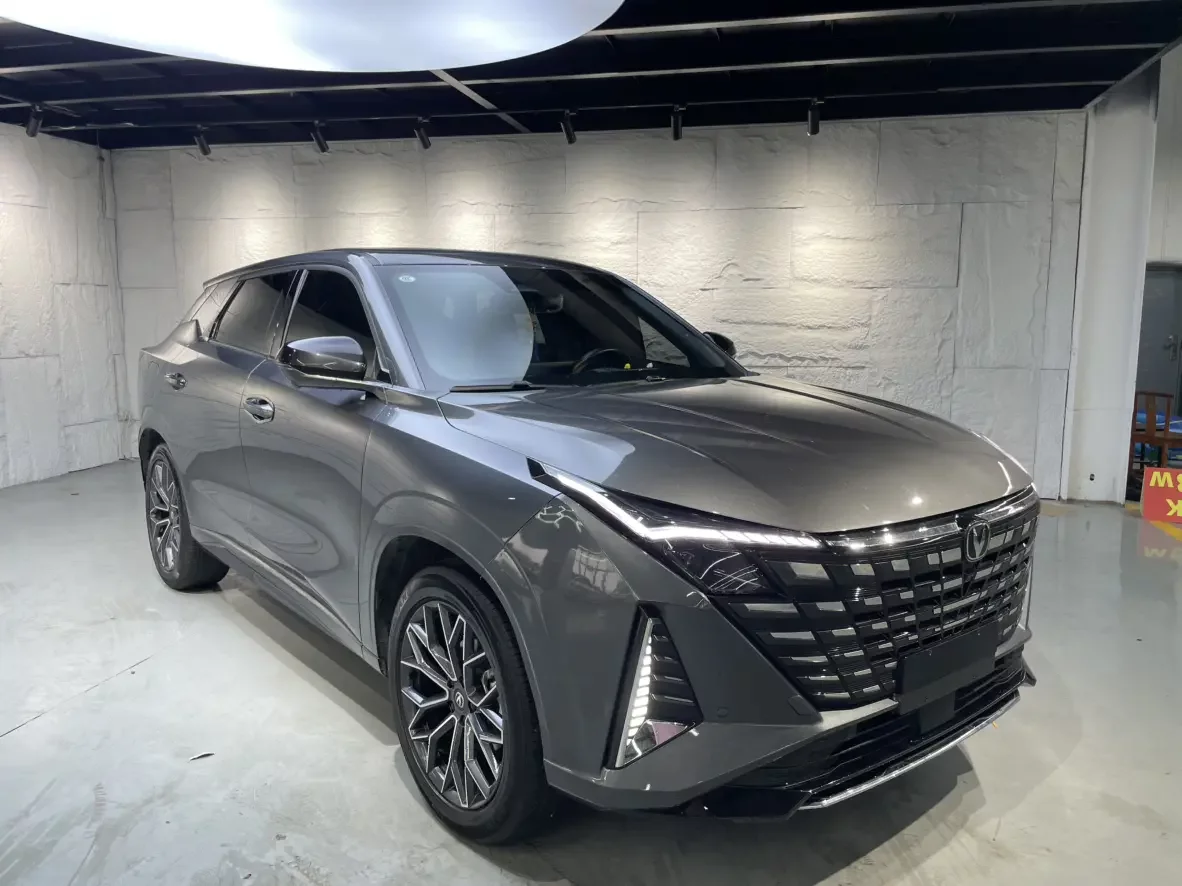Changan UNI-Z PHEV