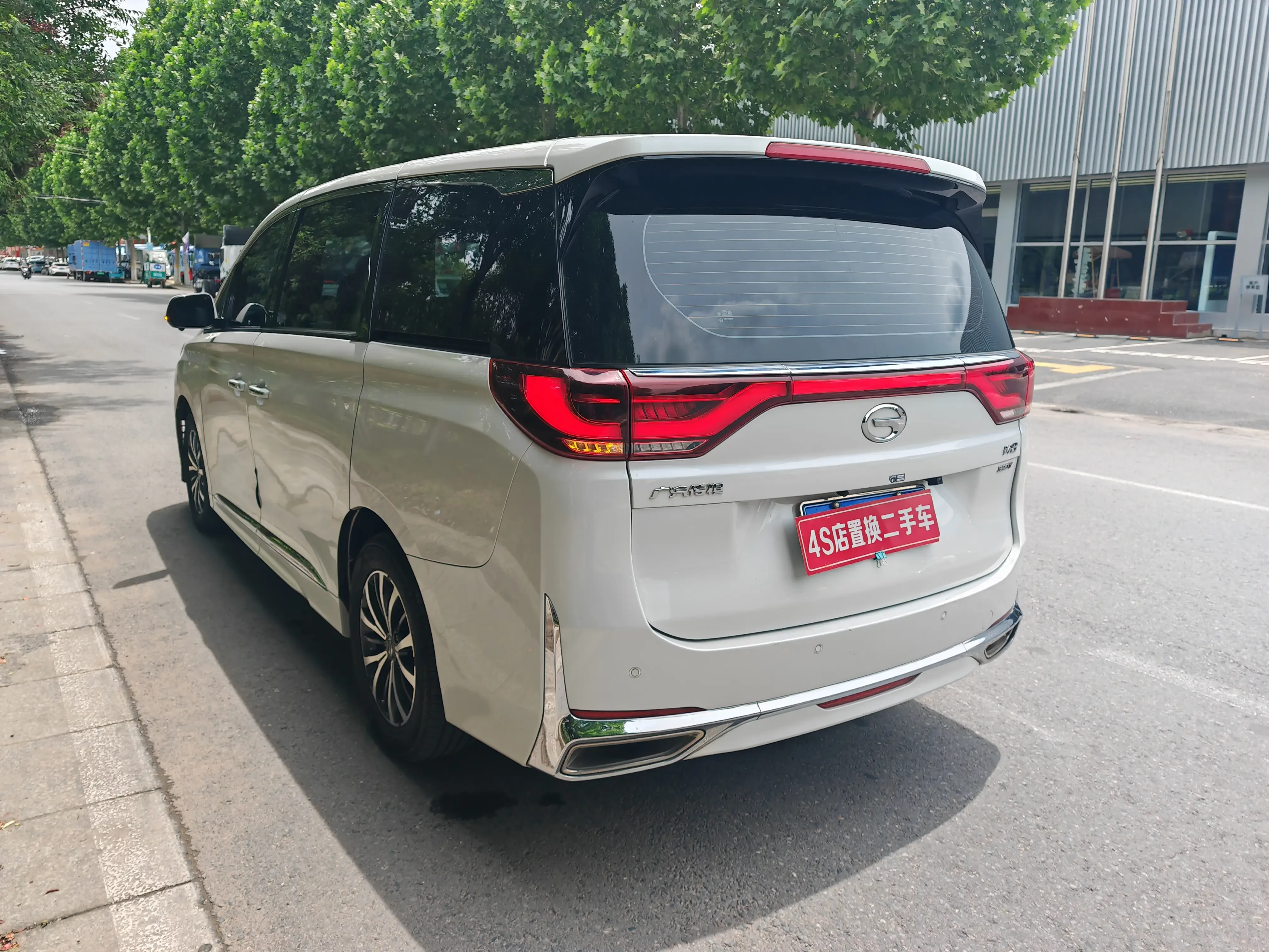 GAC Trumpchi M8
