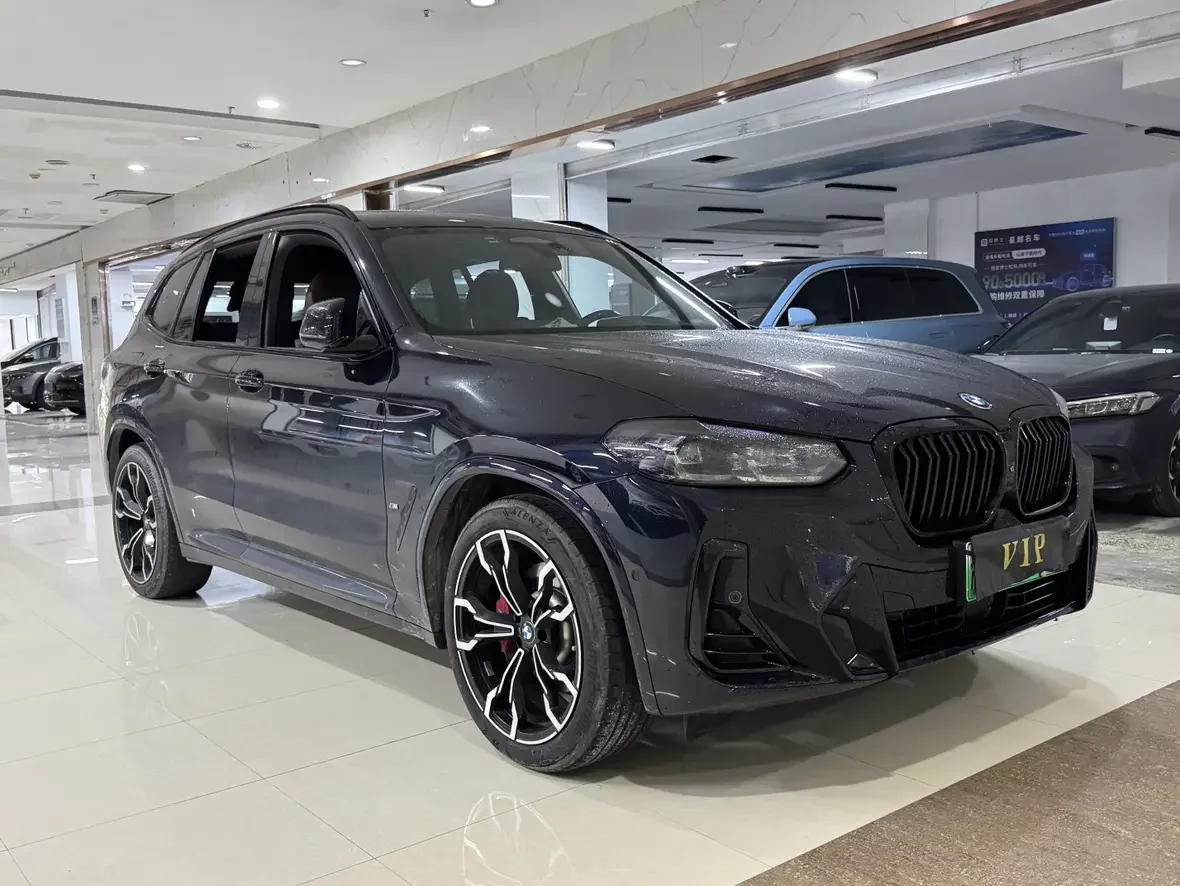 BMW iX3