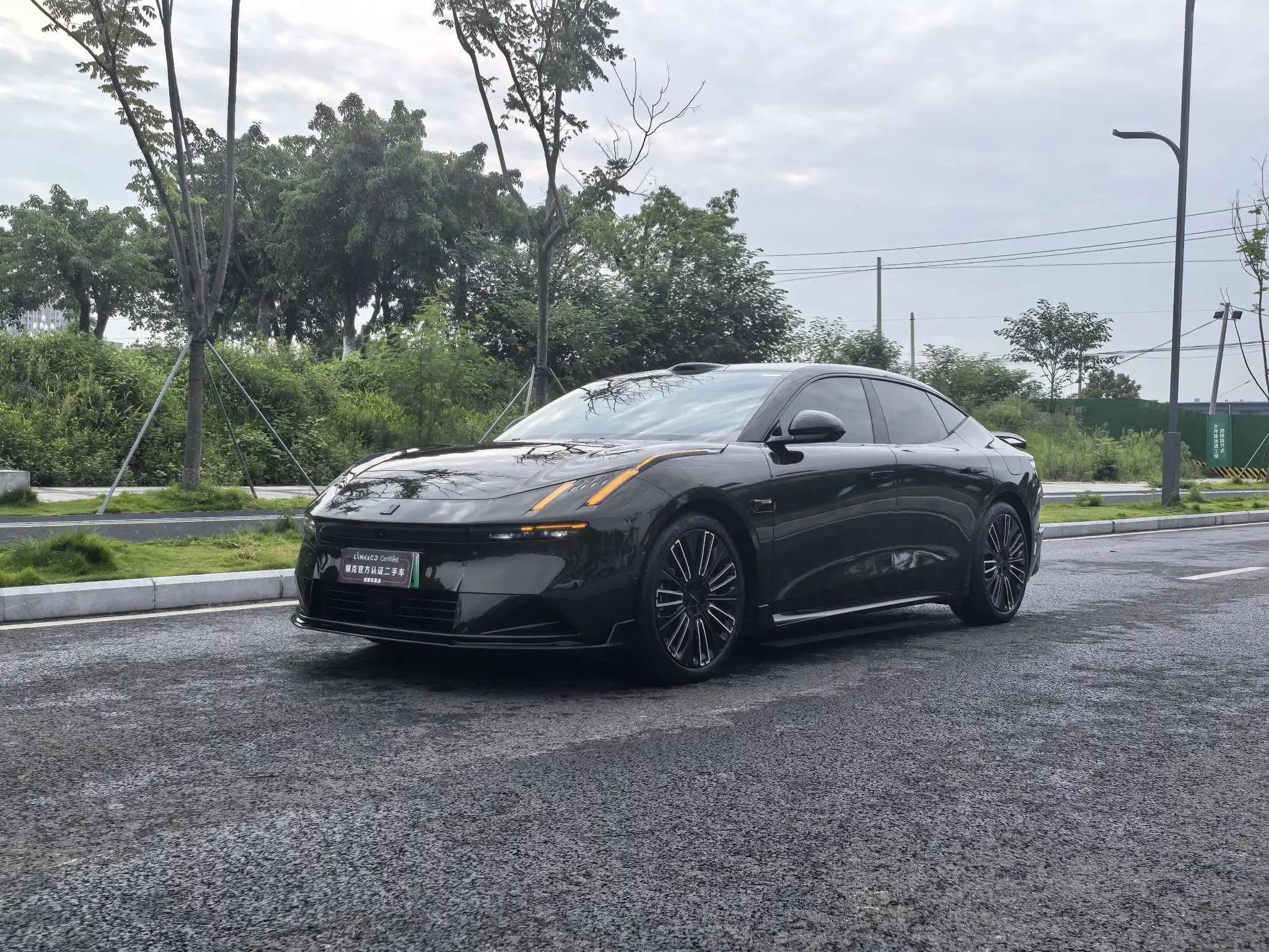 Lynk & Co 10 EM-P