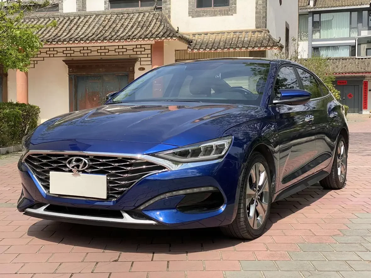 Hyundai Lafesta