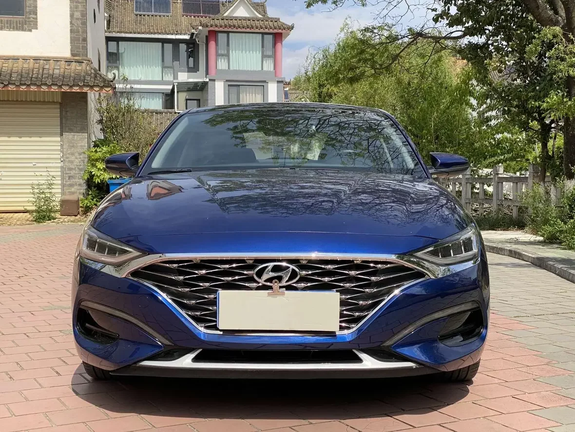 Hyundai Lafesta
