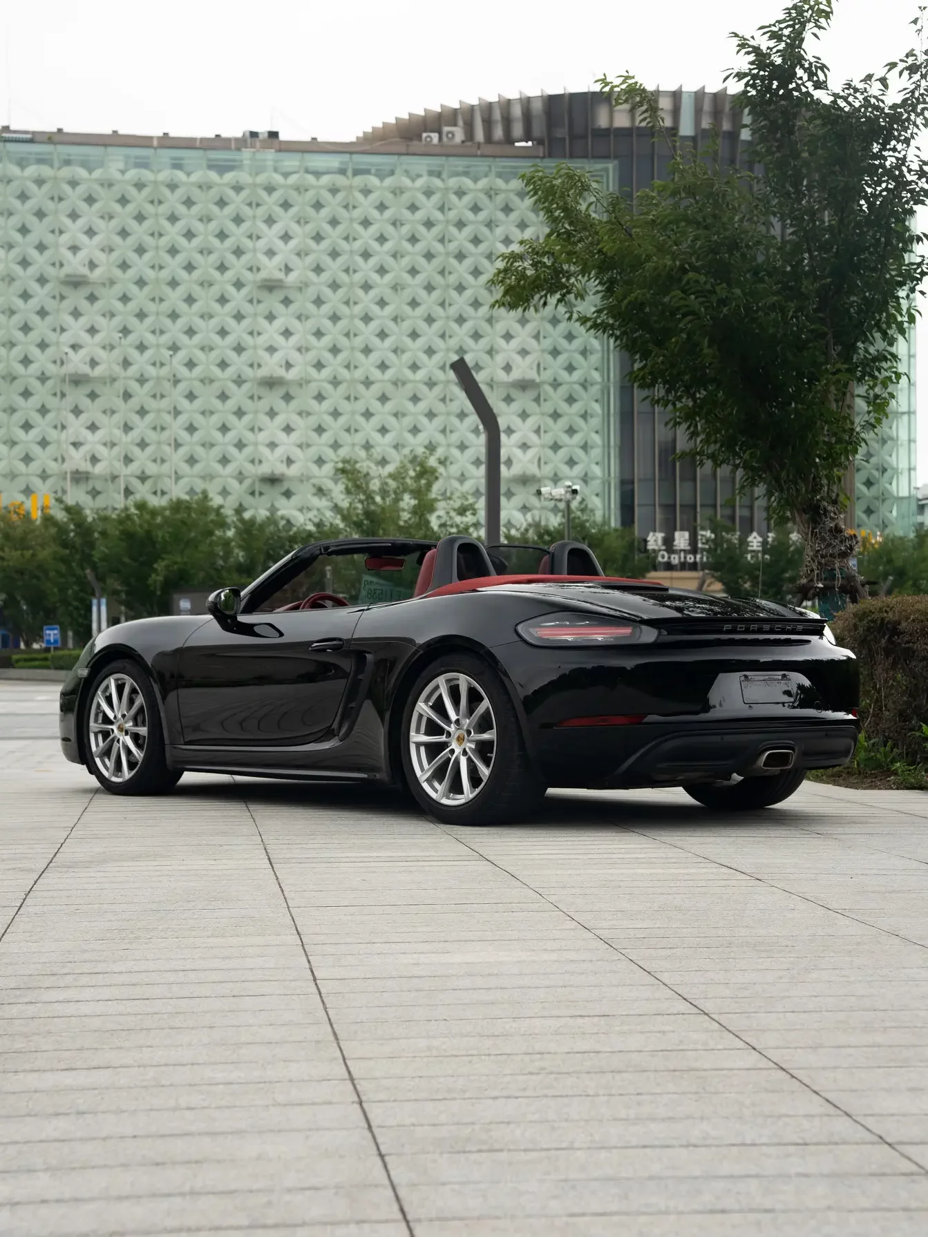 Porsche 718