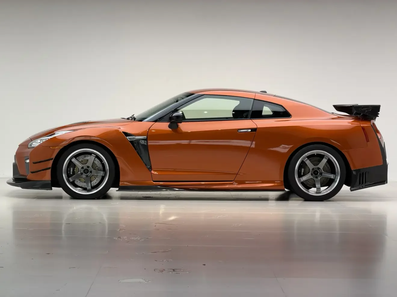 Nissan GT-R