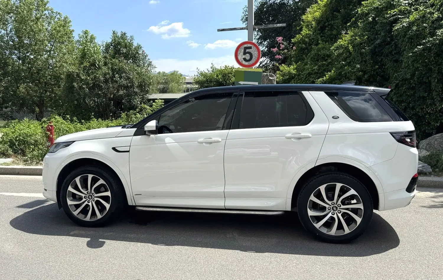 Land Rover Discover Sports
