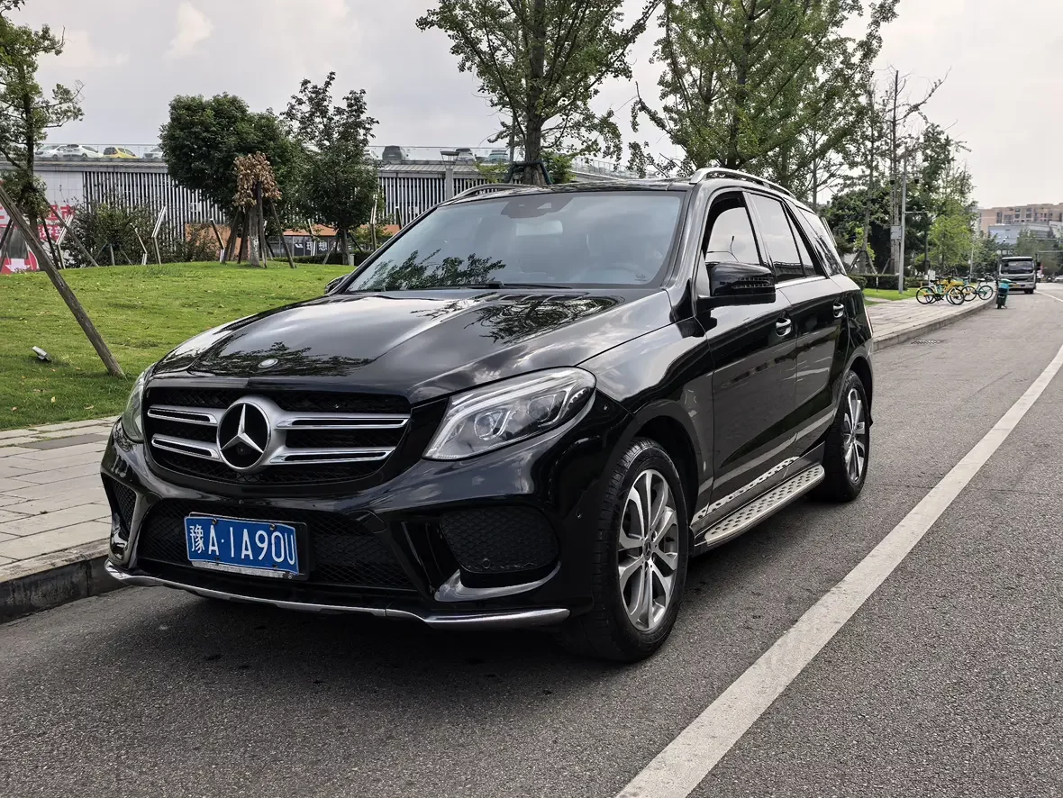 Mercedes-Benz GLE (Imported)