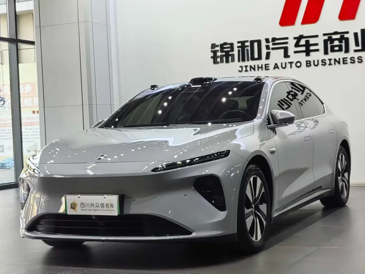 NIO ET7
