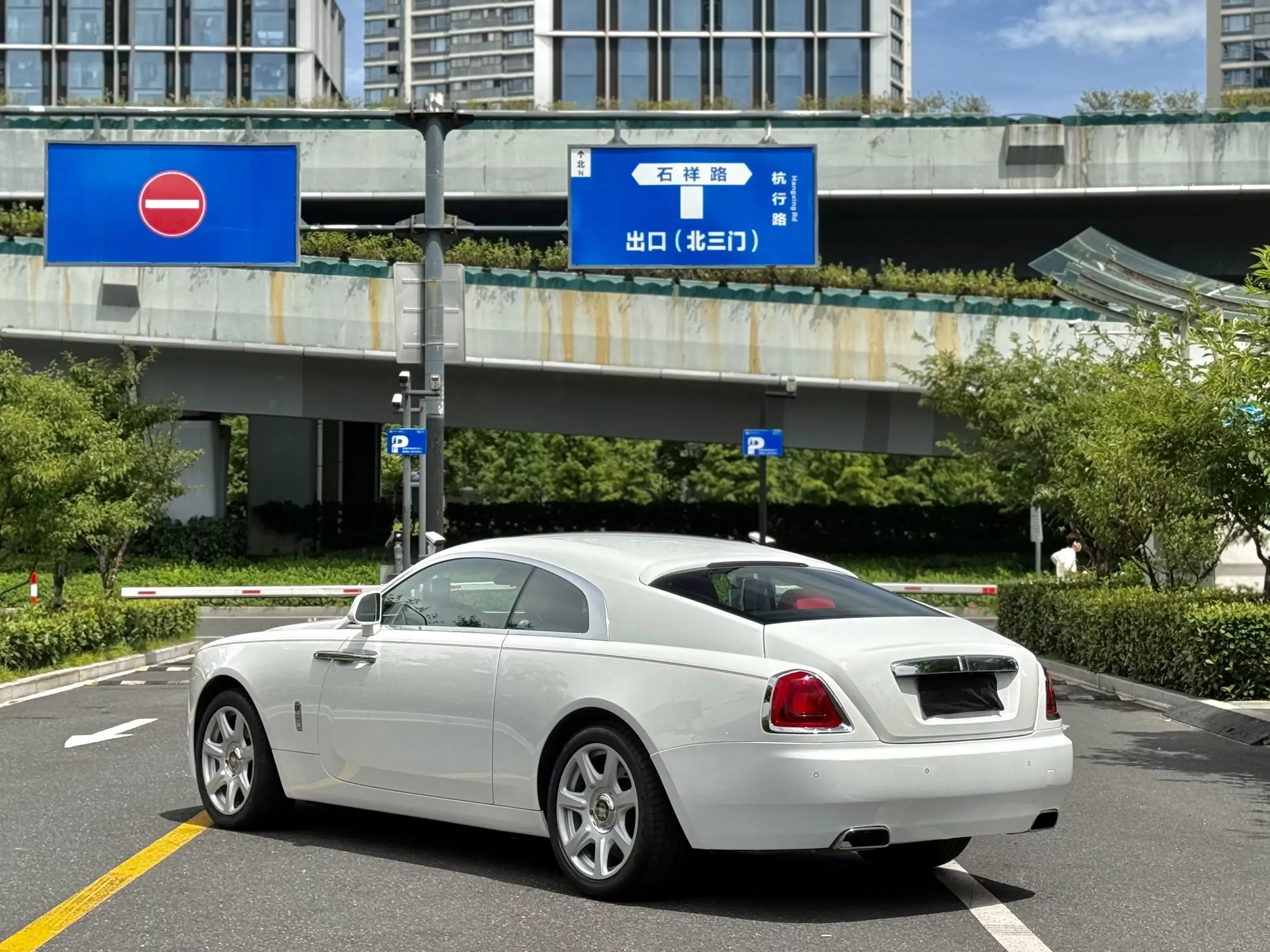 Rolls Royce Phantom