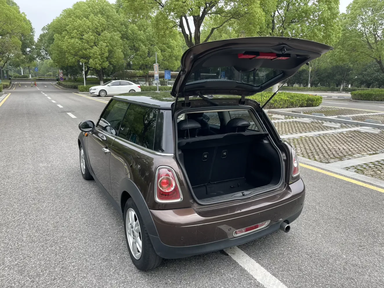 MINI MINI