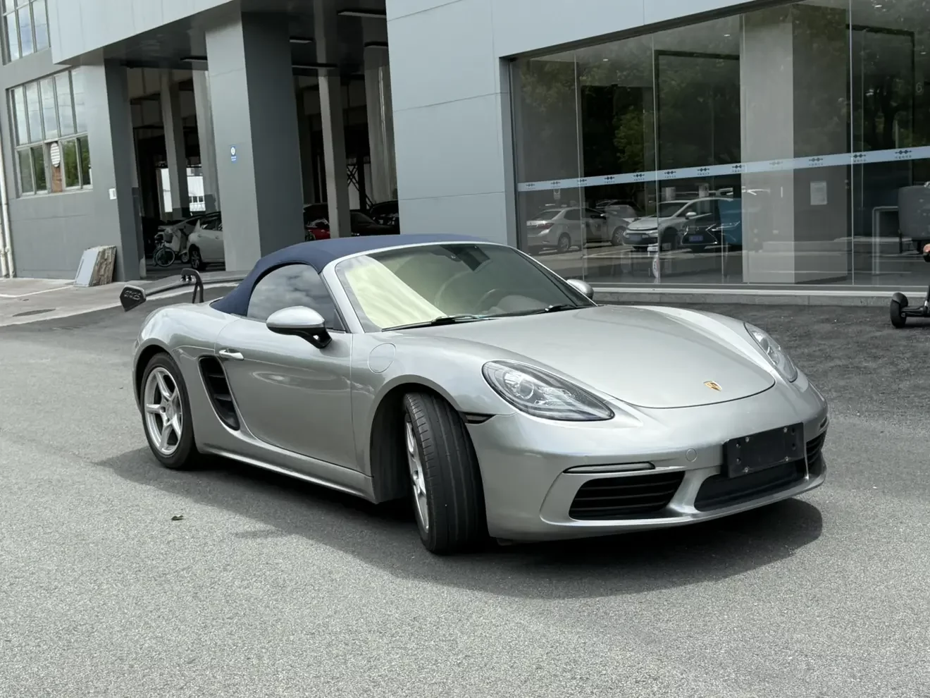 Porsche 718