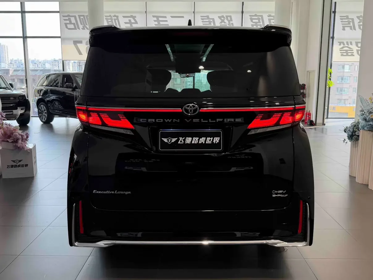 Toyota Crown Wellfire