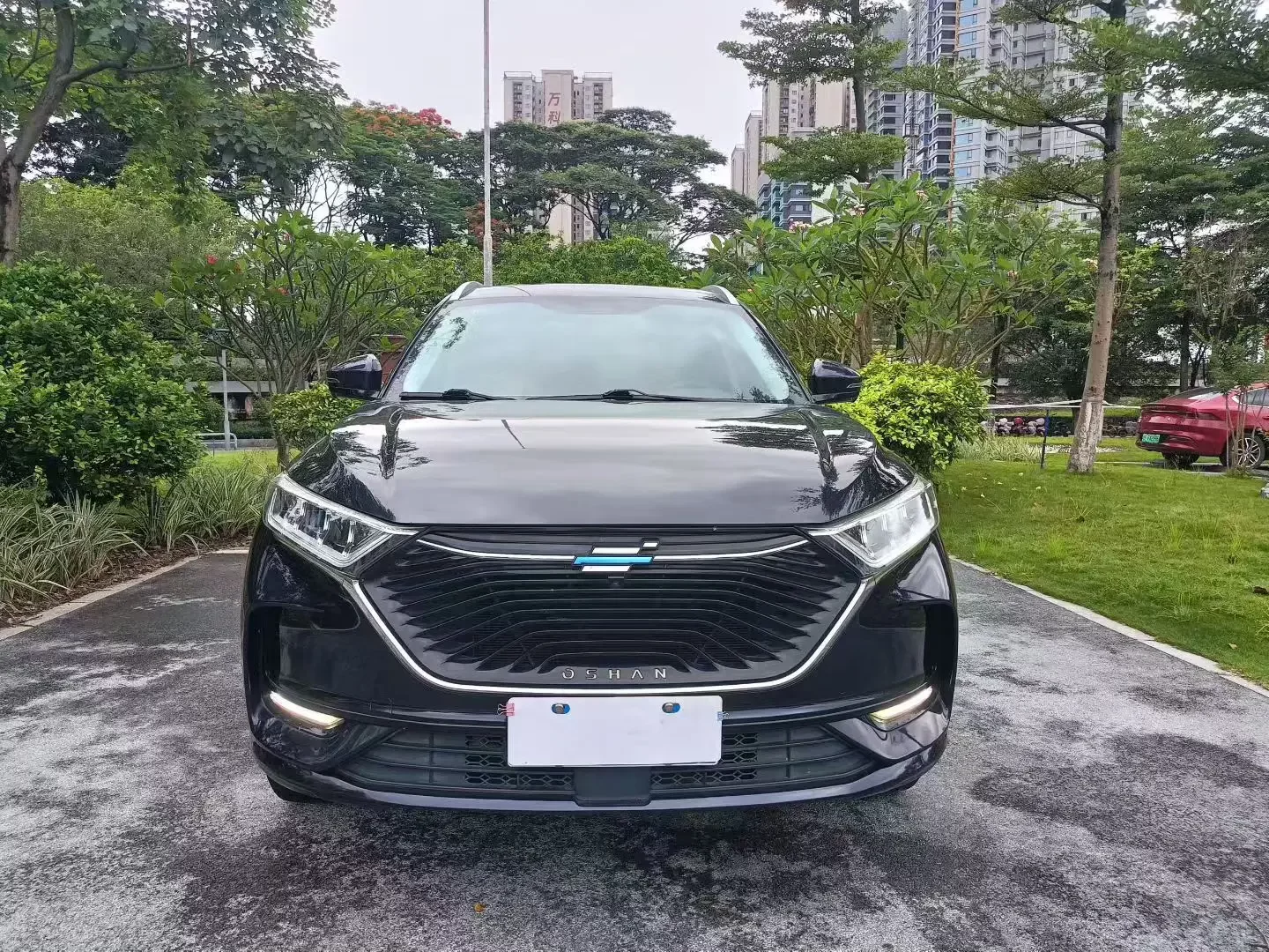 Oshan Changan Auchan X7