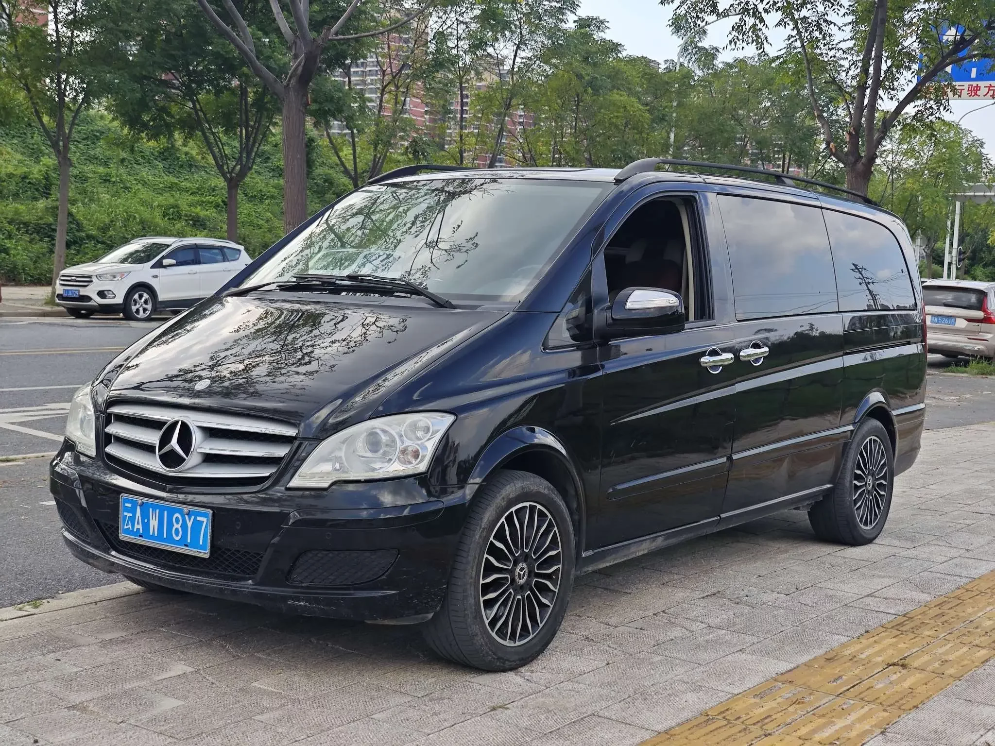 Mercedes-Benz Viano