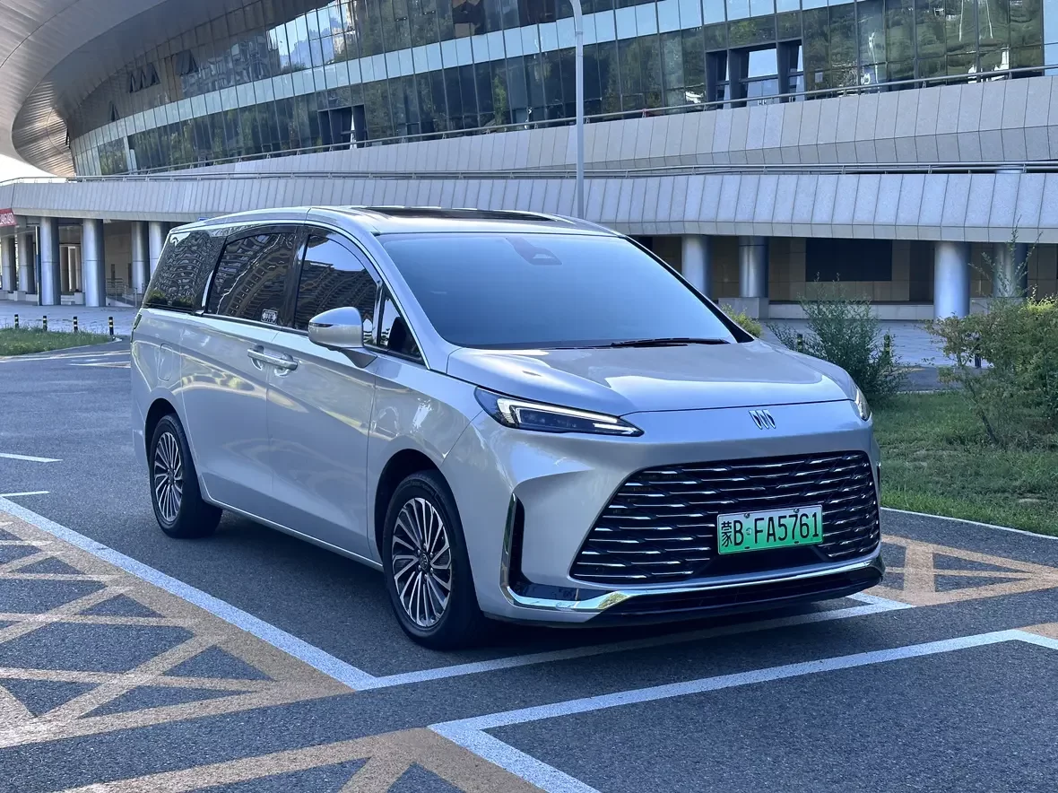 Buick GL8 PHEV