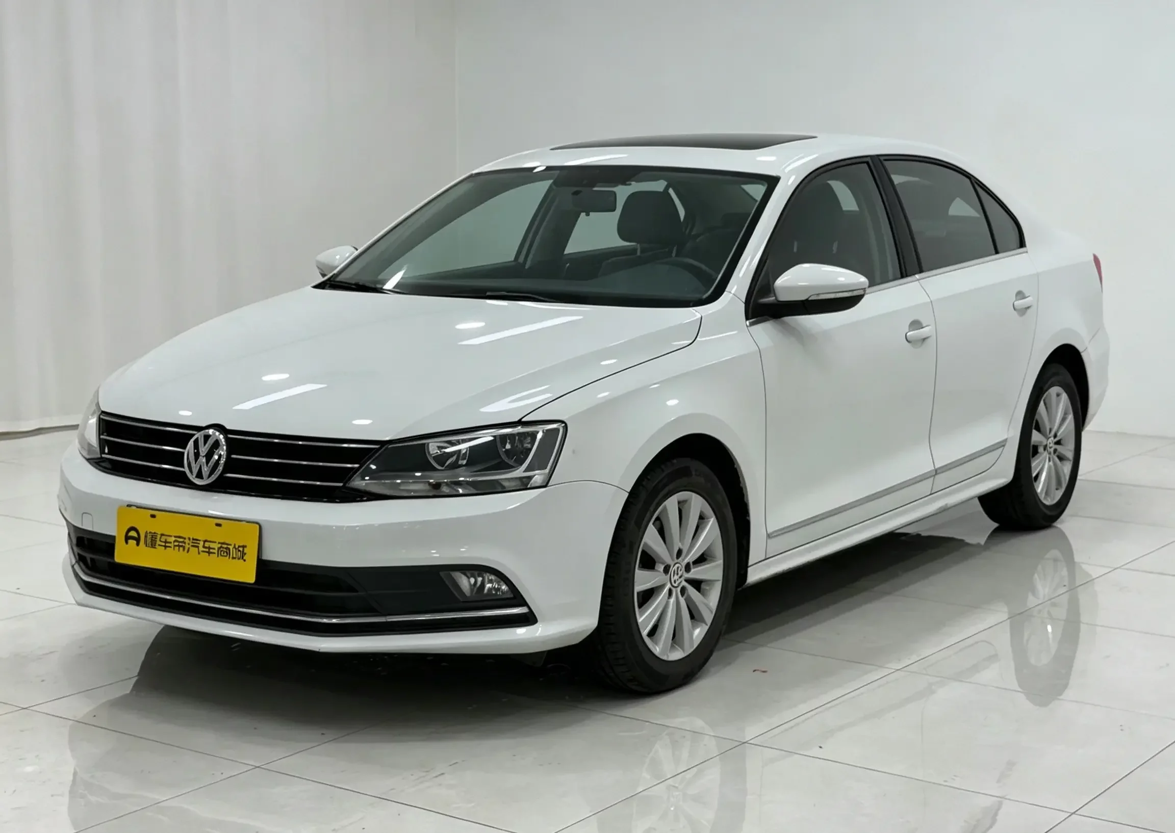 Volkswagen Sagitar